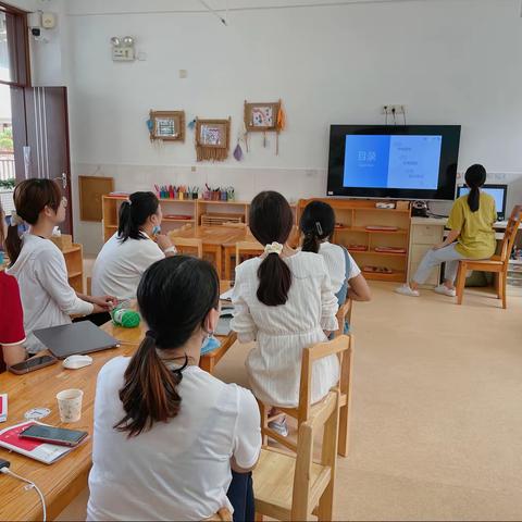 “让家长走近西游民间体育游戏”教研活动