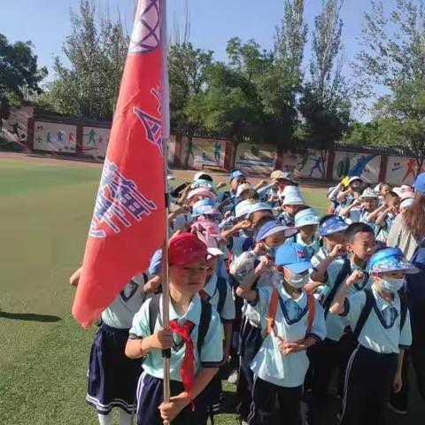 悠悠夏日共奔赴研学拾趣促成长——记西夏区第十三小学一年级1班研学实践活动