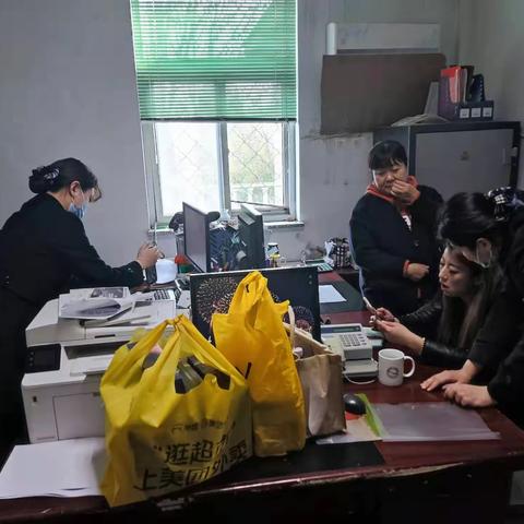 奉先支行积极外拓 公私联动助力旺季营销