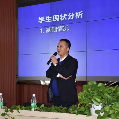 家校携手  圆梦共赢——“2019双城区第六中学俄语生家长会”