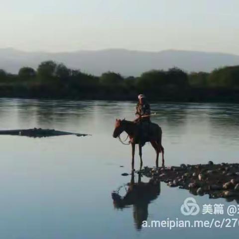 大美新疆，夕阳如画。