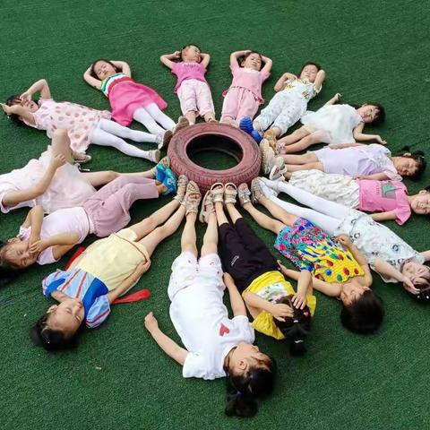 🌈🌈🌈留下美好痕迹！——兰溪镇兰溪幼儿园中三班期末汇报