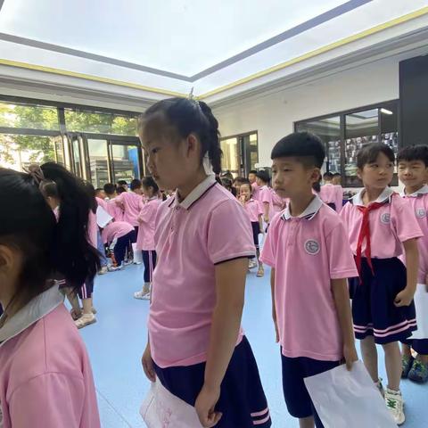 趣味无纸化 快乐闯关卡——建设路小学一年级无纸化测试