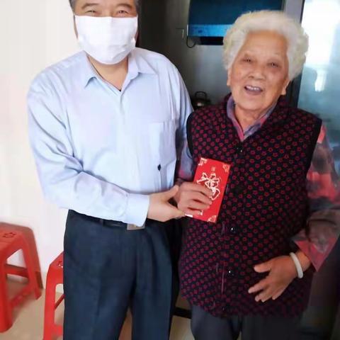 省委办公厅组织开展慰问离退休老干部活动