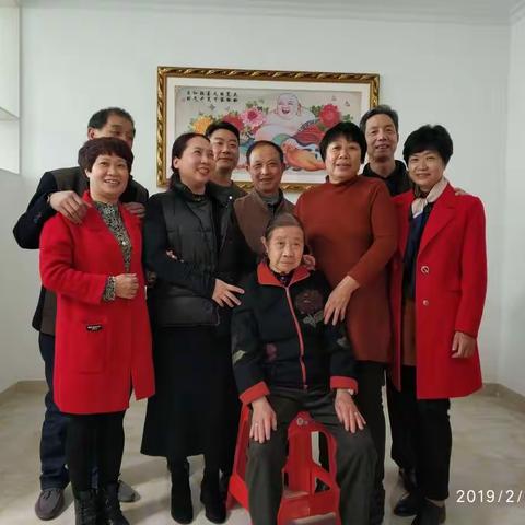 2019春节一家人相聚
