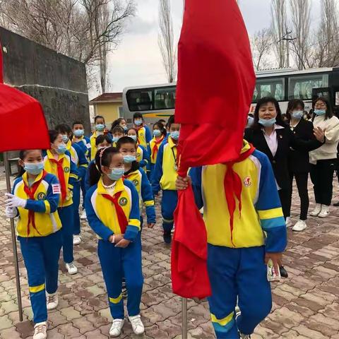 先辈业绩牢牢记，光荣传统代代传——-庆祝中国共产党成立100周年研学活动