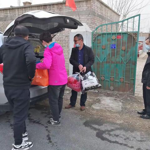 走访慰问贫困户，真情关爱暖人心-库尔勒市第二小学