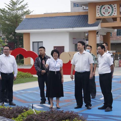 情系双拥 红色传承——横州市民族中学迎接自治区“双拥模范城（县）”创建工作检查