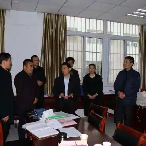 卓成金局长到蔡集实小督查视导工作