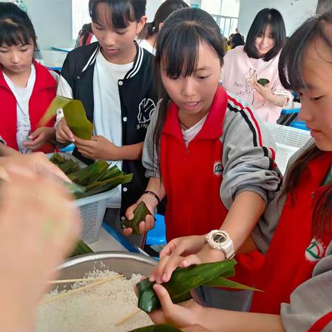 泉源奋进，静水流深——蒙自市冷泉镇中学“活力蒙自·爱我中华庆端午”活动