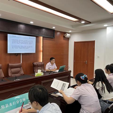 略阳农行青年班