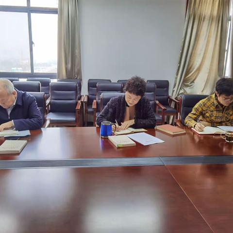 市医鉴中心党支部开展理论中心组学习