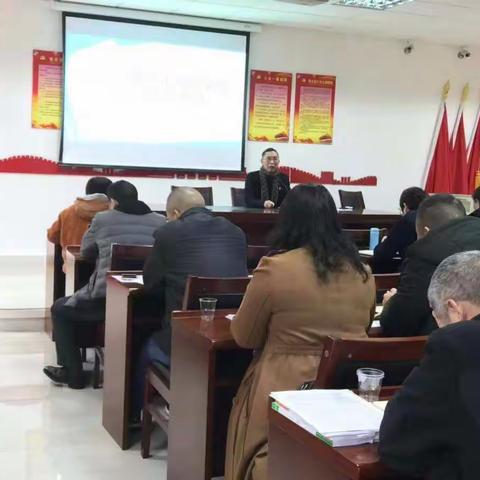 提高本身素质 领航山区教育——清远市张素明名校长工作室在连州镇小学校长交流会分享北京学习心得