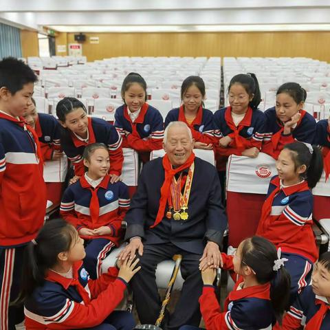 久久重阳 红色记忆