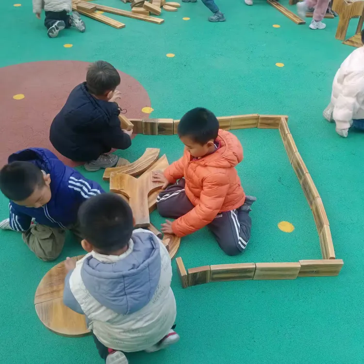 中二班安吉积木游戏观察记录