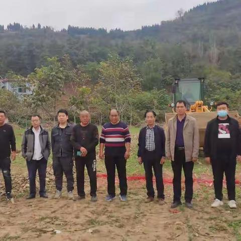 北山口镇白窑村顽强拼搏重建家园