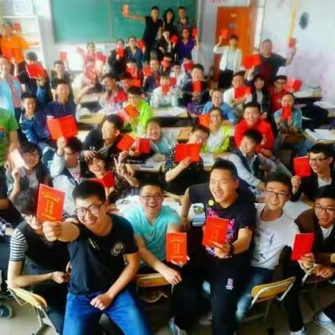 锡林浩特六中G201318班喜报！我们都是青春逐梦路上无悔的逐梦人！