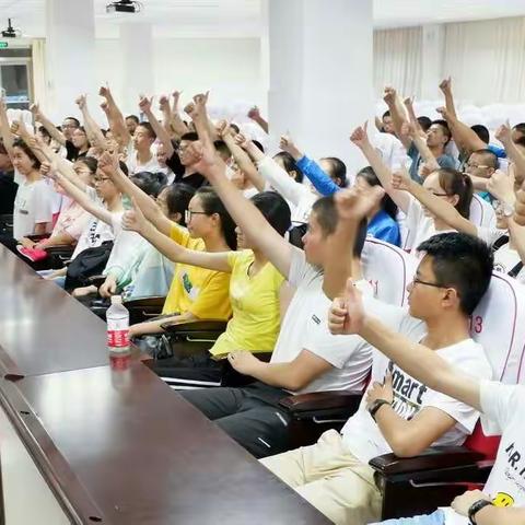 坚定信念，紧握梦想——锡林浩特六中高一夏令营拓展训练纪实