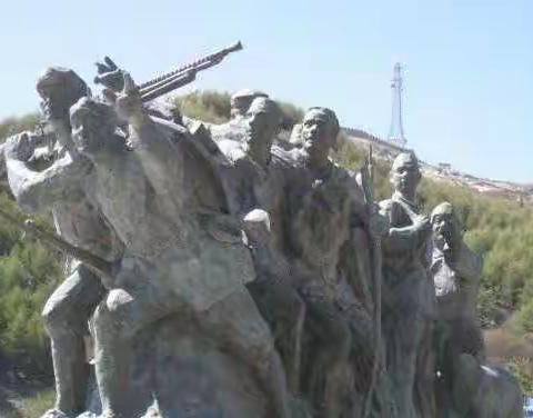 缅怀革命先烈，继承优良传统