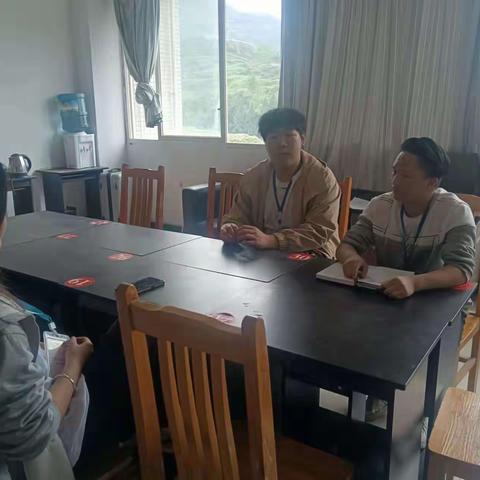 重庆现代技工学校团委学生会主席团第一次例会