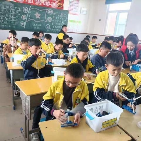 长垣市北关中心小学机器人社团🤖