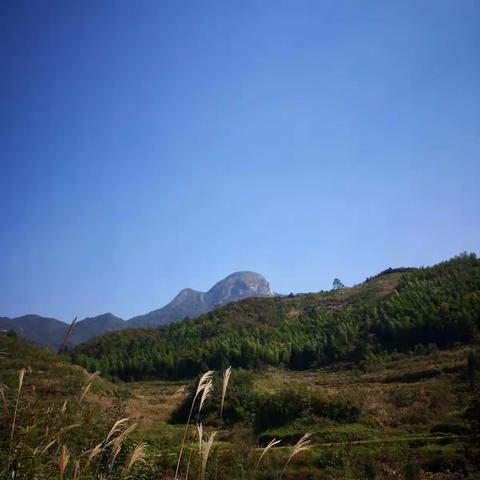 说走就走——一座山一座庙一个师傅的南宝鼎山，一脚跨两省的八角寨。