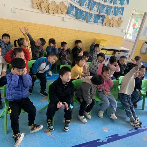 花雅幼儿园中班第四周生活剪影