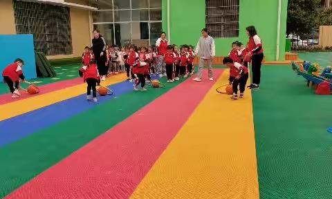 趣味体育 别样精彩——亳州市第五幼儿园户外集体体育活动