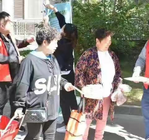 福溪帝苑社区开展“4.15”国家安全教育日宣传活动