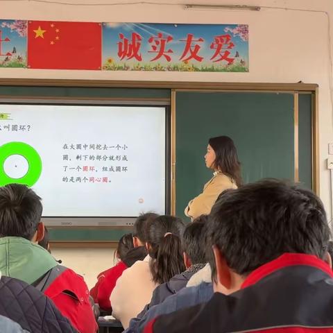 公开课堂展风采，赛课磨砺促花开——明德小学六年级公开课纪实