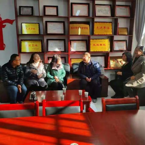 大雪将至心不寒    缘是亲人送温暖