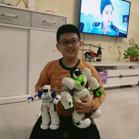 好玩的玩具—万保麒