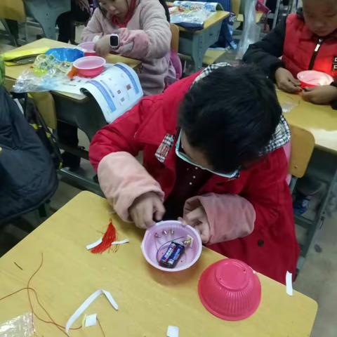 2017秋季新天小学疯狂博士初级三课堂精彩回放