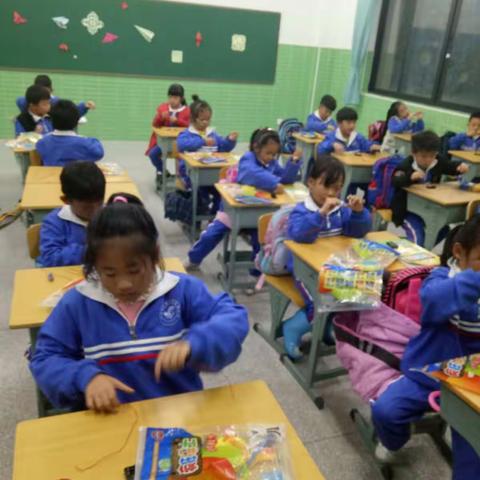 2017秋季魅力之城疯狂博士初级一探索班课堂精彩回放