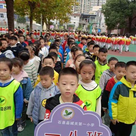 秋天成了风景，冬天成了期待。11月美好的生活，已经开始对你们加油了！