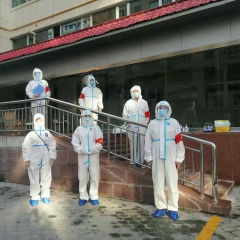 隔门不隔心，居家不隔爱