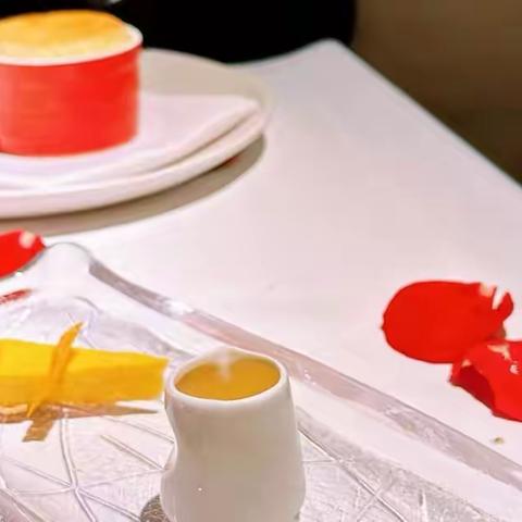 莫问年岁，女神万岁！不惧时光，活出漂亮，女神节快乐