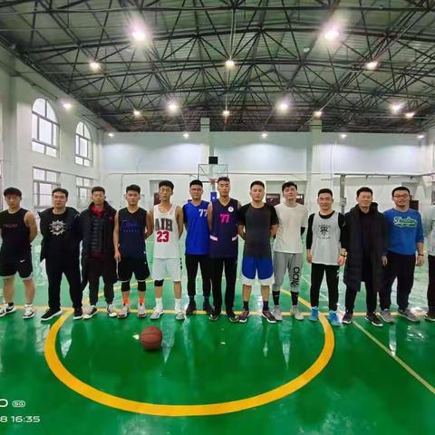 凝心聚力，活力无限——平原县江山国际学校"庆元旦，迎新年"教职工篮球赛