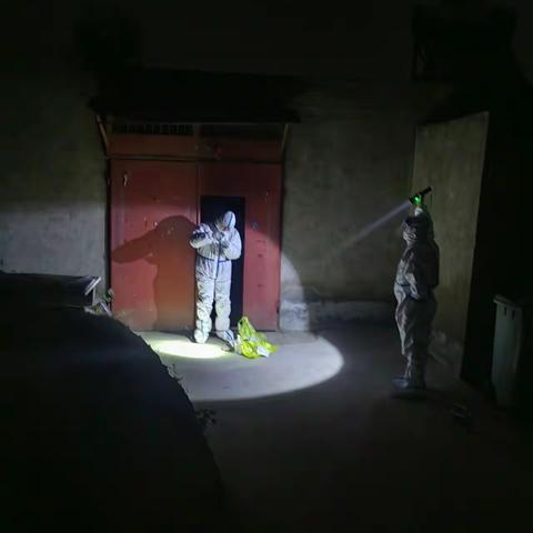 夜空中最亮的星——龙潭书记