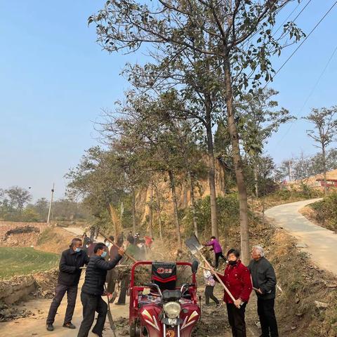 爱国爱家、守望相助、人人动手、美化家园