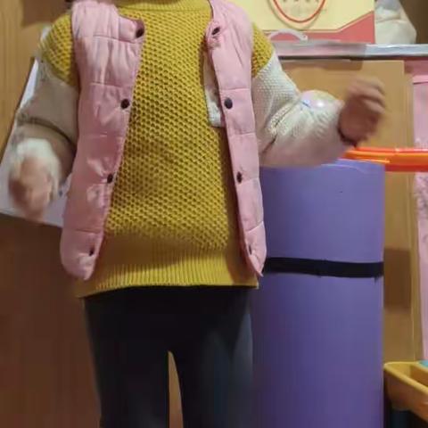 蓝莓班小朋友的居家生活小集锦