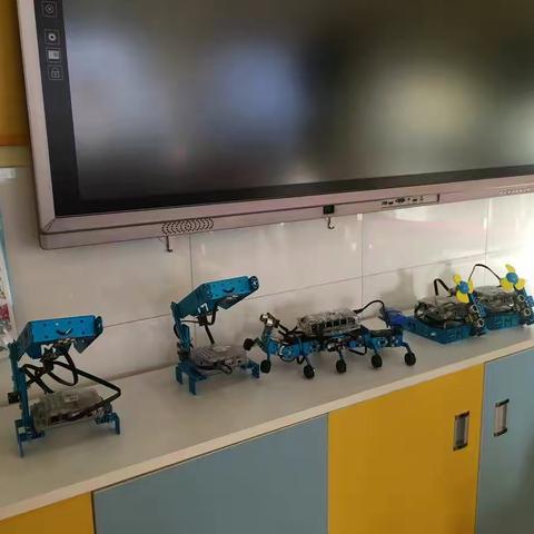 白小幼儿园大一班“家长进课堂”——科技嗨翻天（二）