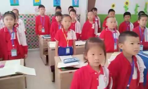 一周的幼儿园集体生活，精彩不断，孩子们的每一天都在成长与进步，一起来感受一下这些美好时刻吧。