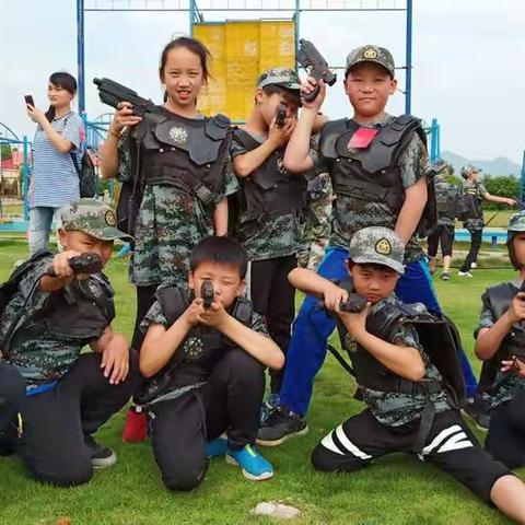 红日学校133班五组！我是特种兵出发博盛生态园