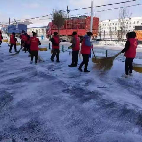 “遇”雪奋战，龙泉镇在行动