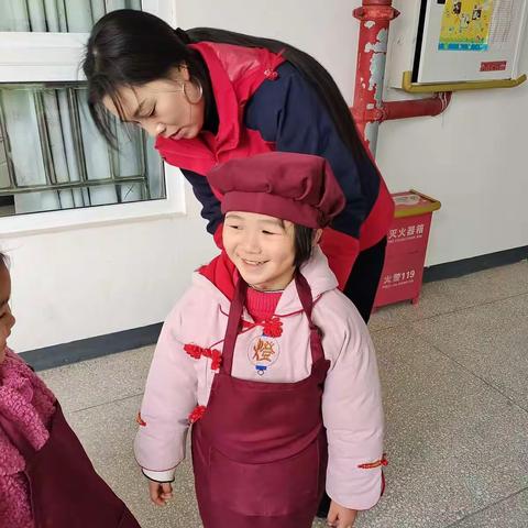 南沱中心幼儿园小班美食～菠菜鸡蛋饼