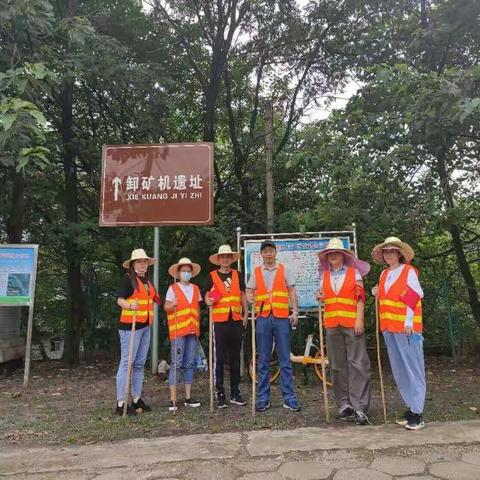 防汛路上，我们风雨兼程！