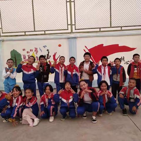 看遍星空，没有一颗星星能比孩子们的笑容更加灿烂，一年时光在快乐充实中度过了。愿孩子们健康快乐，平安顺遂！