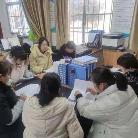 涓涓细流润无声，观摩课堂展风采——秦汉新城东风小学观摩课活动