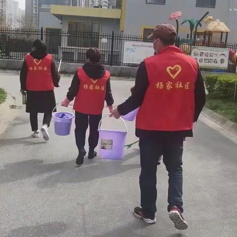 扎实推进创文环境提升，坚持开展“大擦洗”活动